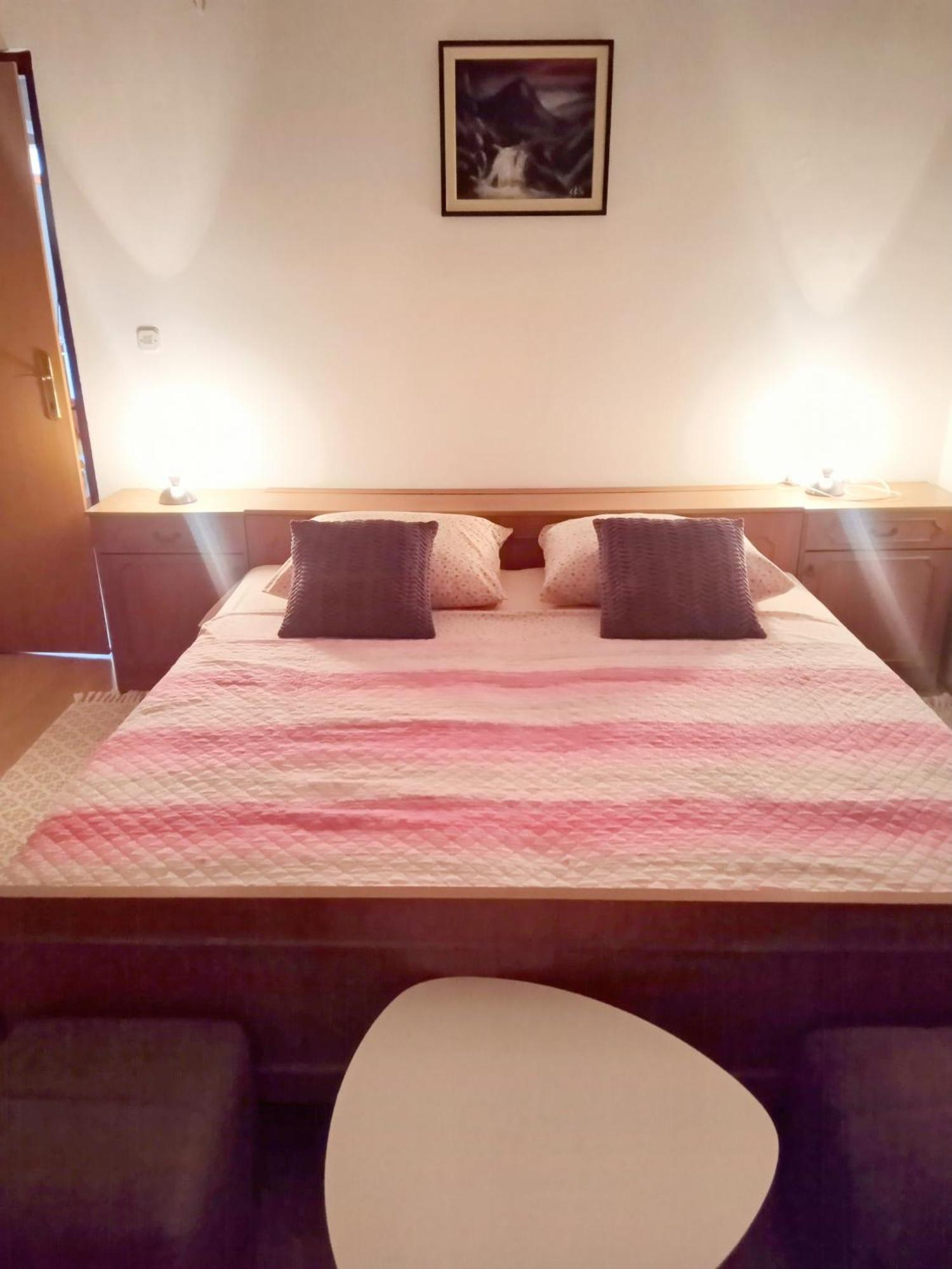 Apartmani Alma Pula Exterior foto